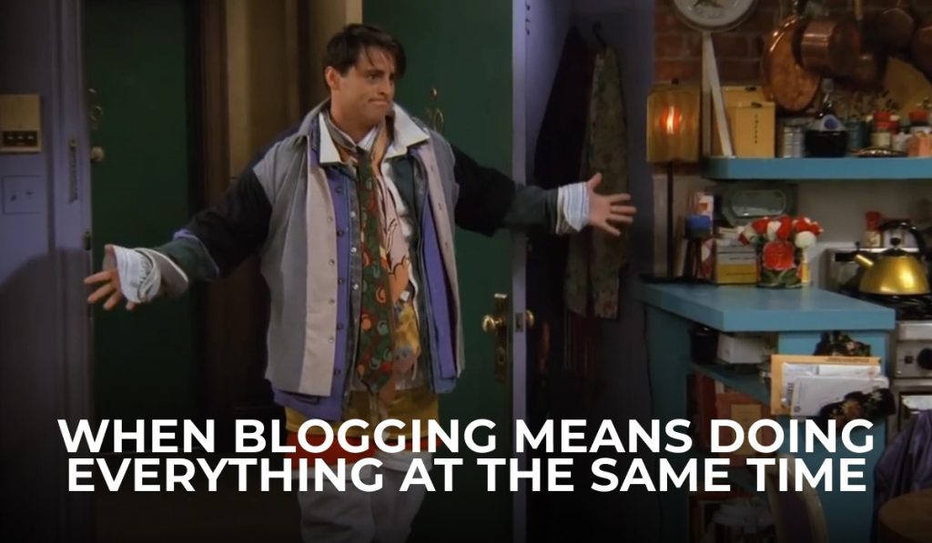 what is blogging